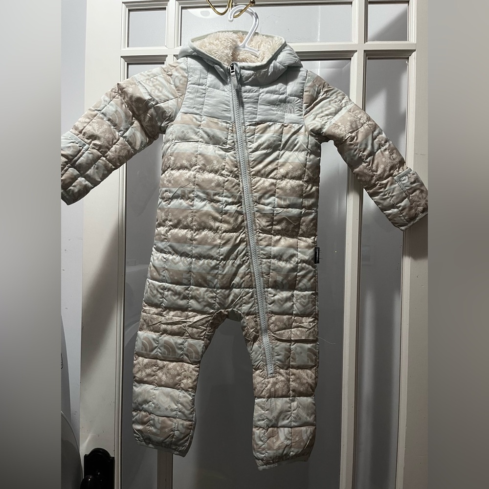 The North Face Quilted Baby Snowsuit in Gray and Cream
